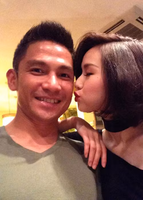 Đăng tải ảnh chụp chung với vợ, doanh nhân trẻ Ngọc Thành công khai bày tỏ tình yêu dành cho người bạn đời. Anh viết: “My love. I love you” (Tạm dịch: Tình yêu của anh. Anh yêu em). (Ảnh: Facebook Ngọc Thành)