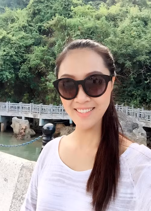 Trước khi đăng quang Hoa khôi Áo dài Việt Nam 2016, Diệu Ngọc từng tham gia cuộc thi này vào năm 2014 nhưng dừng bước ở top 12.