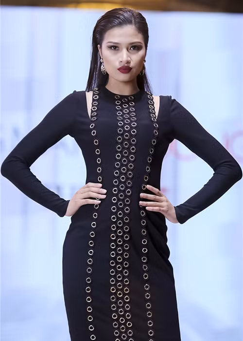 Tuy nhiên, khi bước vào thử thách trong tập 2, Nguyễn Thị Thành đã mất tập trung vì gặp áp lực chuyện bố bị ốm và thiếu sự kết nối với các thành viên trong team. (Ảnh: Thế giới trẻ) 