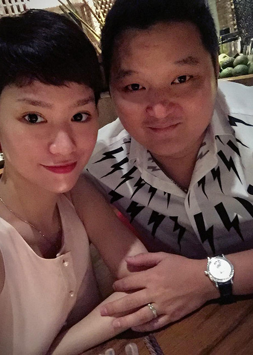 Ngày Quốc tế Thiếu nhi vừa qua, Trà My và ông xã tranh thủ cùng nhau ăn tối lúc không vướng bận con.