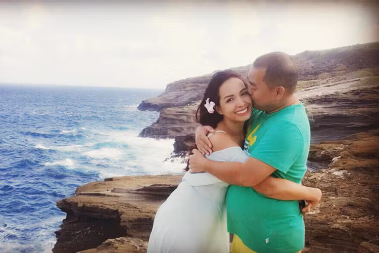 Vo chong Thuy Hanh du lich the gioi ky niem ngay cuoi-Hinh-4