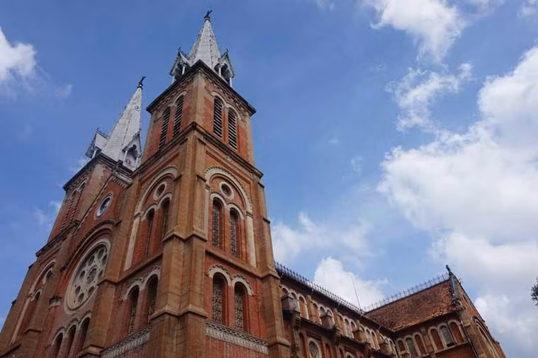 Kinh phí sửa chữa do chủ đầu tư là Tòa tổng giám mục Sài Gòn (được vận động từ nguồn xã hội hóa) chi trả.