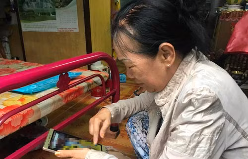 Me gia 15 nam mon moi vi con gai mat tich xu nguoi-Hinh-2