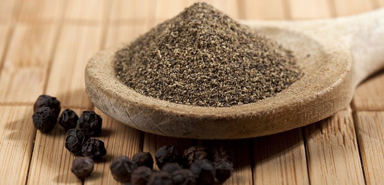 Gia tieu hom nay 30/11: Tiep tuc tang, cham moc 73.500 dong/kg