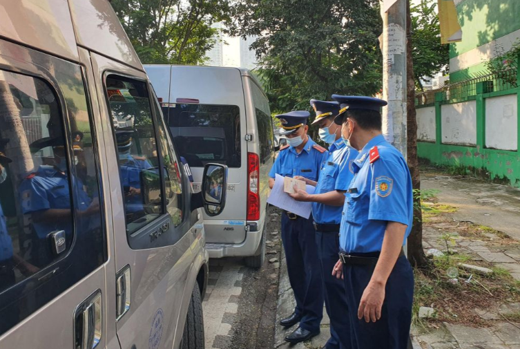 Tổng kiểm tra hoạt động kinh doanh vận tải bằng ô tô trên cả nước Tong kiem tra hoat dong kinh doanh van tai bang o to tren ca nuoc