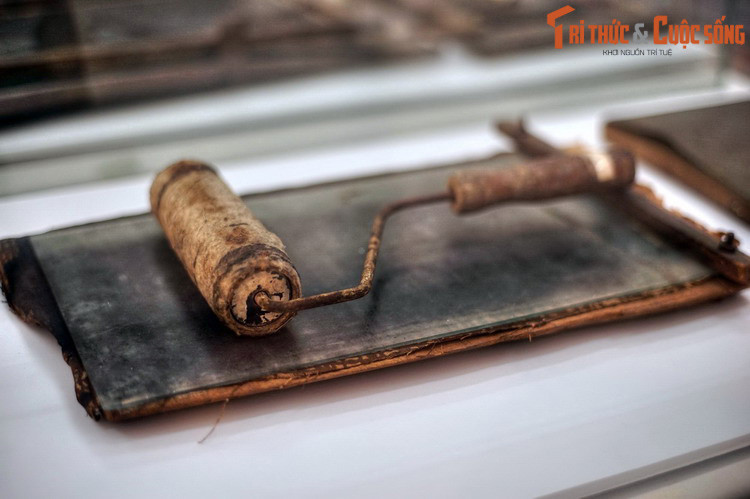 Dụng cụ in ấn, Ban Binh vật Sài Gòn - Gia Định sử dụng in ấn tài liệu, truyền đơn cách mạng, tài liệu phục vụ công tác tuyên truyền chính sách trong giai đoạn 1972-1975.