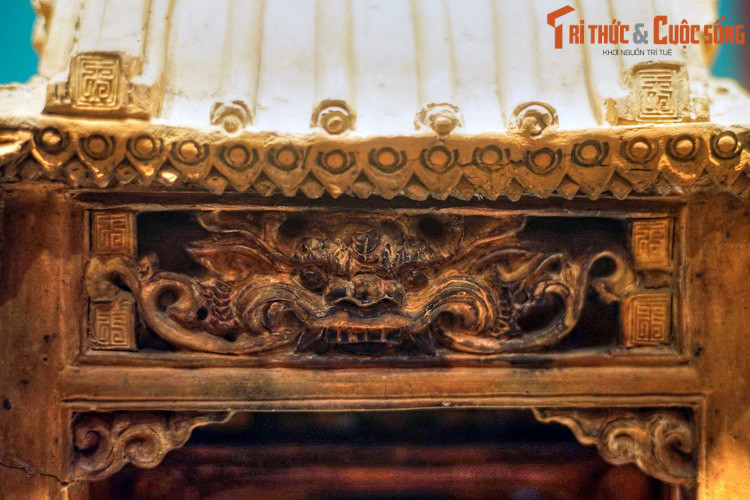 Mô hình này có lẽ đã được các nghệ nhân thời Trần thực hiện dựa trên nguyên mẫu là một công trình ở kinh thành Thăng Long xưa.