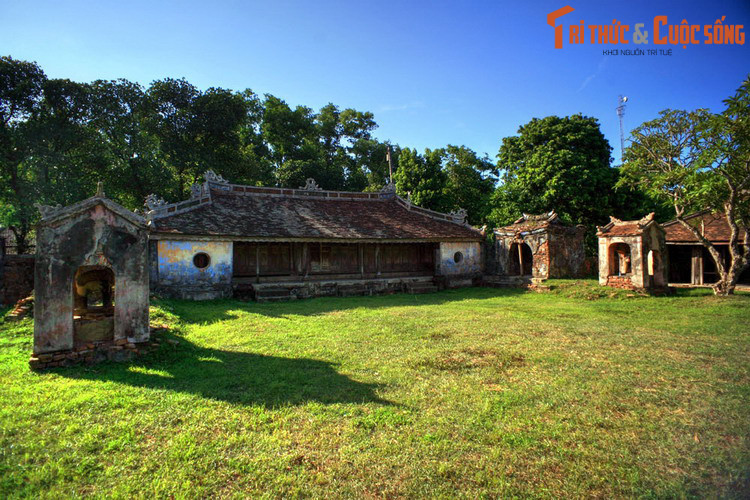 Theo đó, do đau buồn trước cái chết của chủ, con voi của một vị dũng tướng thời chúa Nguyễn đã chạy hằng trăm dặm từ chiến trường về tận kinh đô Phú Xuân (Huế). Đến đồi Thọ Cương, nó đã rống lên một tiếng như phẫn uất rồi phục xuống trút hơi thở cuối cùng…