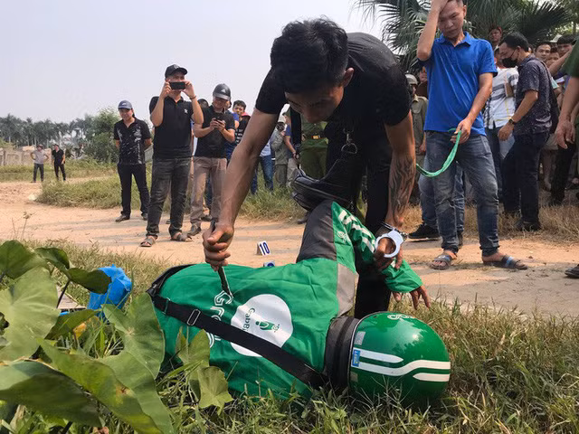 Cơ quan tố tụng xác định chiếc xe của nạn nhân trị giá khoảng 34 triệu đồng. Còn chiếc iPhone của nạn nhân bị Trường vứt lại gần nơi gây án. Trưa 30/6, HĐXX quyết định trả hồ sơ để điều tra bổ sung.