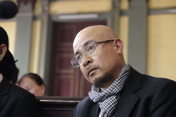 Vo chong Dang Le Nguyen Vu doi chat ve 2.100 ty bi 