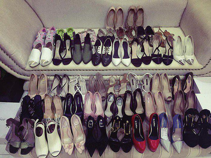 Tủ giày đa dạng mẫu mã của Phạm Hương.