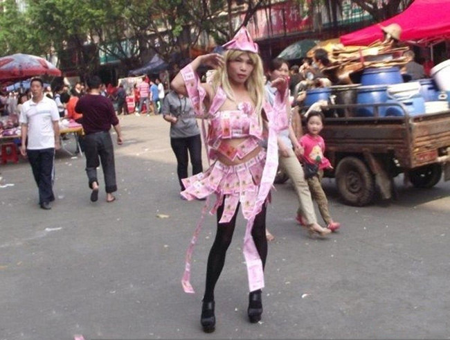 Chụy hôm nay xinh đẹp rạng ngời luôn nha.