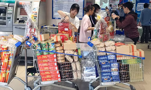 Tra luong 1 trieu/ngay van do mat tim nguoi lam dip Tet