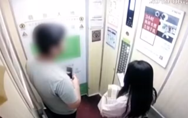 Gai tre bi ven vay quay 