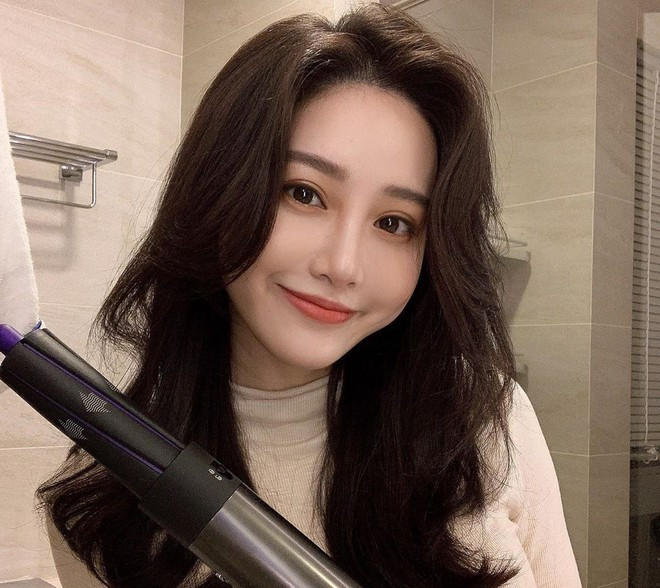 Nhan sắc của Yuyu được nhận xét là ngày càng mặn mà, thu hút và vẫn giữ được nét trẻ trung sau 12 năm vắng bóng. Hiện cô vẫn theo đuổi sự nghiệp người mẫu thời trang và có chuyện tình hạnh phúc bên người yêu điển trai.