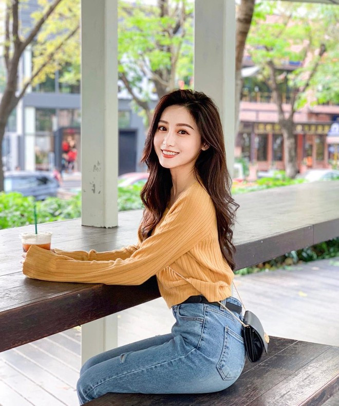 Năm 2013, Unnamed Station bị xóa sổ do sự cạnh tranh khốc liệt giữa các nền tảng mạng xã hội. Dân mạng không còn biết nhiều thông tin về YuYu. Thời gian gần đây, thông tin về 9X bất ngờ được chia sẻ trên các trang tin tức. Các thông tin về đời tư, chuyện tình cảm của hot girl Đài Loan được nhiều người quan tâm, theo dõi.