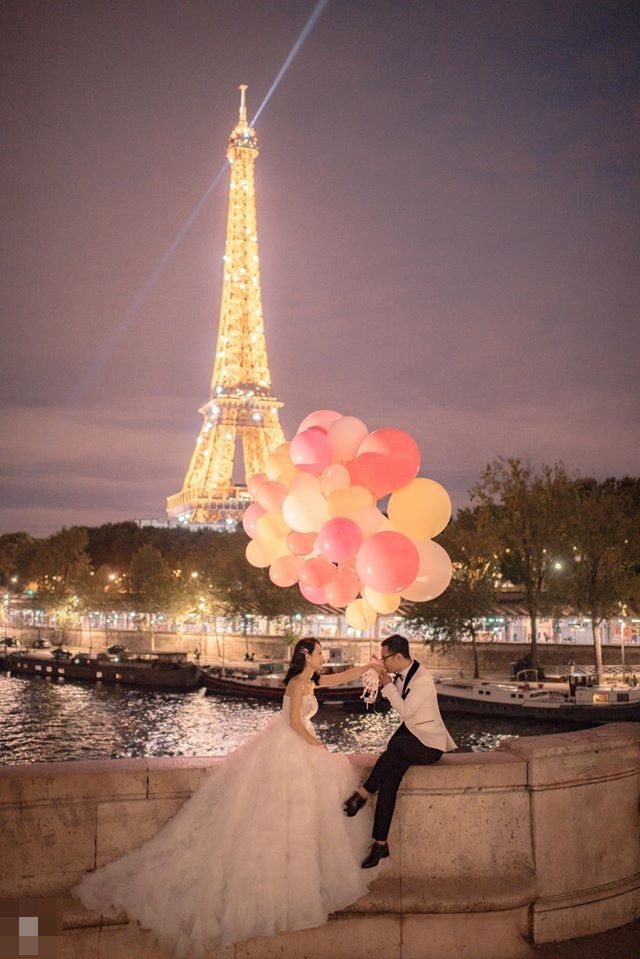 BTV Thu Hà là người kín tiếng, hiếm khi chia sẻ chuyện tình yêu trên trang cá nhân. Thông tin cô lên xe hoa khiến nhiều đồng nghiệp và bạn bè bất ngờ.