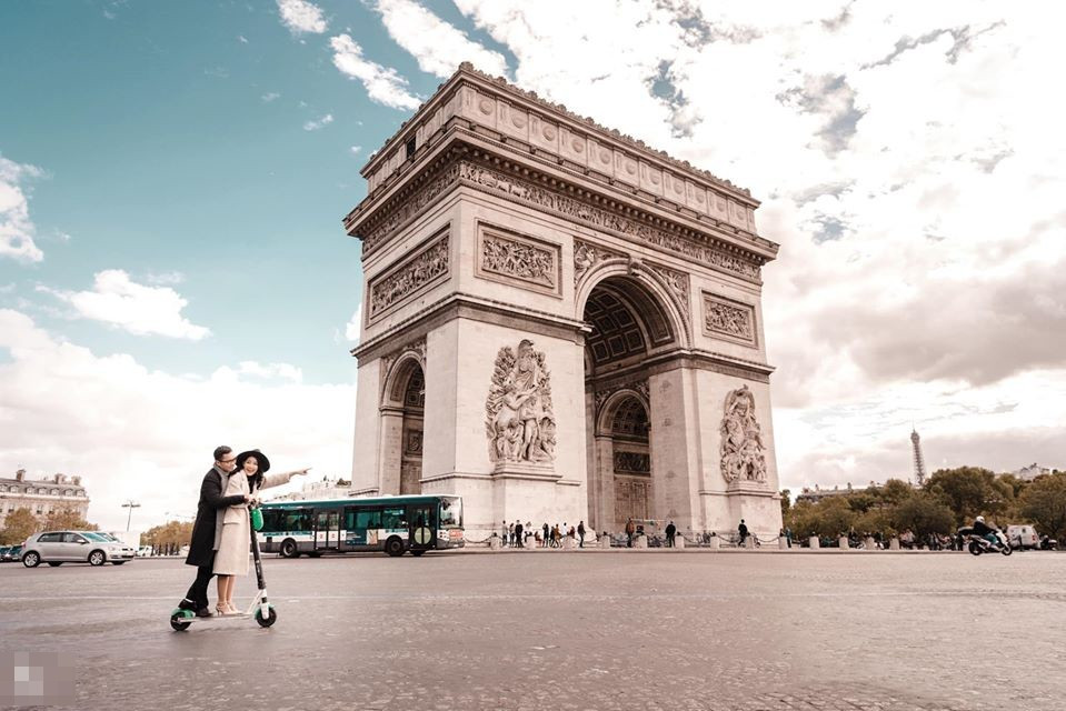 Bạn trai của Thu Hà là Việt Dũng, làm trong lĩnh vực nghiên cứu khoa học tại Đại học Bách Khoa Hà Nội. Anh và cô trải qua nhiều năm gắn bó trước khi quyết định về chung một nhà.