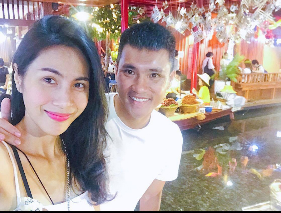 Cong Vinh bi che khi dang anh di du lich cung ba xa Thuy Tien