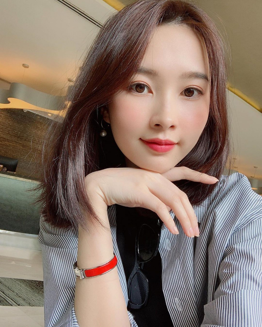 Hau sinh con, Hoa hau Dang Thu Thao ngay cang 