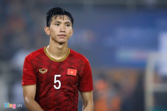 Về phía Đoàn Văn Hậu, anh tự đặt biệt danh cho mình là "Dream Catcher" như một cách thể hiện niềm đam mê và quyết tâm theo đuổi giấc mơ bóng đá. Ảnh: Minh Chiến.