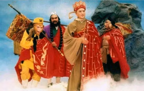 Vi sao co Can Dau Van, thay tro Duong Tang van phai di bo 14 nam rong?