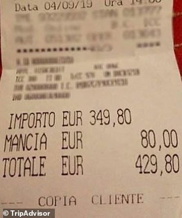 Du khach buc xuc vi an 2 to my bi doi 10 trieu, tip 2 trieu dong