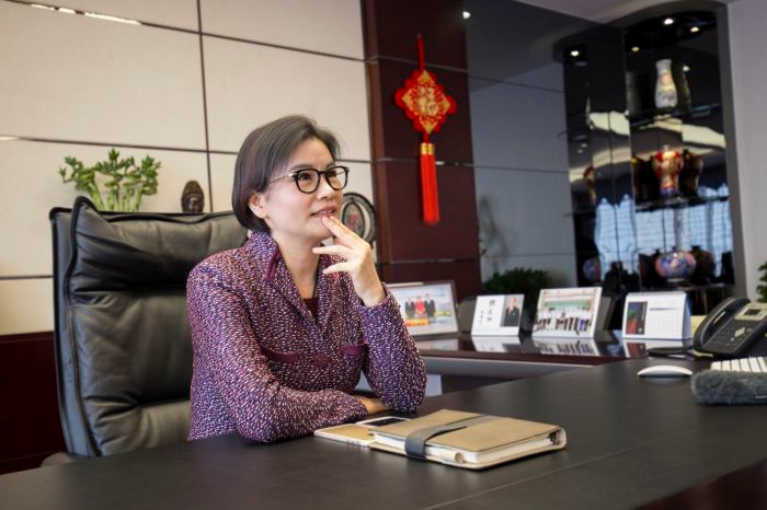 Hanh trinh vuot gian kho cua nu ty phu tu than giau nhat the gioi-Hinh-2