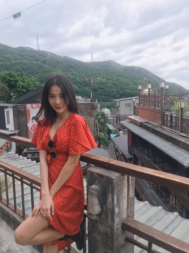 Karen cho rằng quan trọng là bản thân phải biết trau dồi kiến thức chuyên môn, kinh nghiệm, để khi đảm nhận một nhân vật nào cũng có thể thuyết phục người xem tin vào nhân vật đó. “Nếu để khán giả đánh giá là chết vai, một màu thì đó là lỗi của tôi rồi”, Karen Nguyễn khẳng định.