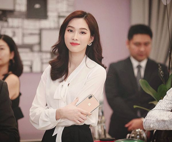 Hình ảnh mái tóc dài đã gắn bó với Đặng Thu Thảo suốt nhiều năm nay.