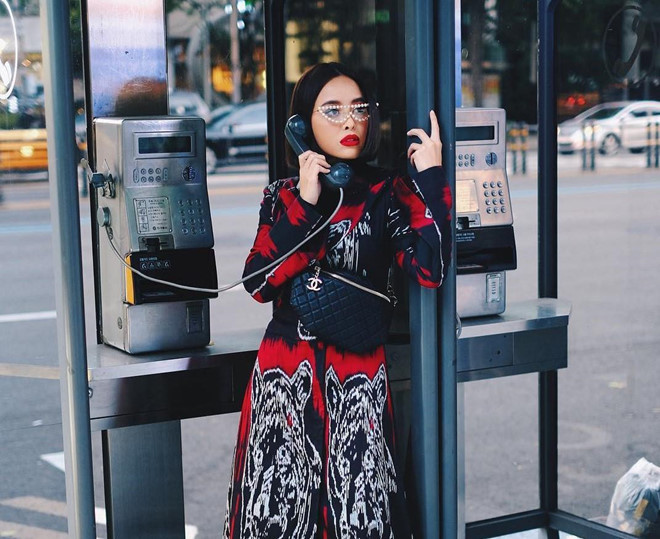 Bên cạnh tài năng trang điểm, Peary Pie còn theo đuổi phong cách thời trang cá tính, sang chảnh. Nữ beauty blogger 31 tuổi từng đảm nhiệm vai trò giám khảo cuộc thi "Face Awards Vietnam 2017".