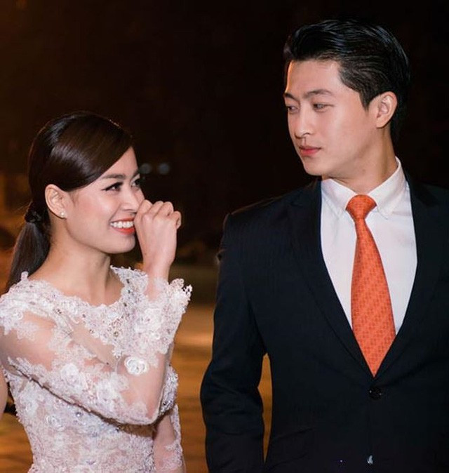 Chia sẻ về Harry Lu, Hoàng Thùy Linh viết trong tự truyện rằng, thực ra mối quan hệ với nam diễn viên này còn chưa thể gọi là tình yêu. Song, với chia sẻ của Harry Lu, cô cảm thấy "tổn thương vô cùng. Có cách nào gợi lại nỗi đau quá khứ của tôi tốt hơn thế không?".