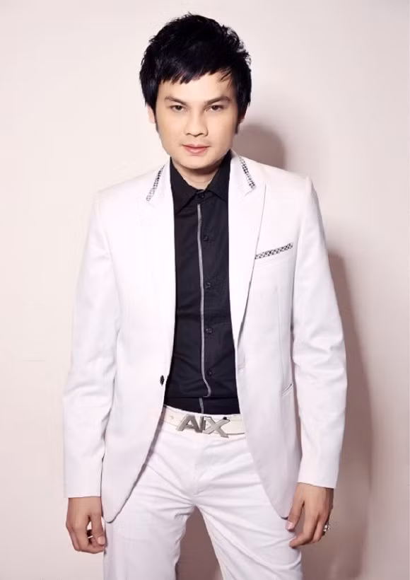 Kim Tieu Long buc xuc vi dan em than thiet den nha an cap do