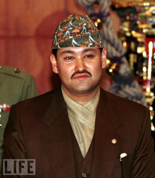 Nguoi dan ba dep khien Thai tu Nepal tham sat ca gia dinh la ai?-Hinh-2