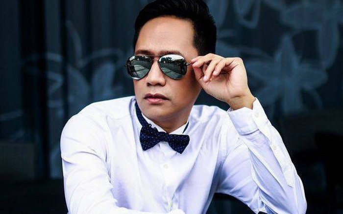 Đầu năm 2018, ca sĩ Duy Mạnh cũng chia sẻ clip bị khán giả lao lên sân khấu đánh khi đang biểu diễn. Theo những gì đoạn video quay lại, khi giọng ca "Kiếp đỏ đen" đang biểu diễn trong quán bar, bất ngờ một người lạ mặt leo lên và đấm thẳng vào mặt anh. Rất nhanh, ngôi sao gốc Hải Phòng tránh kịp thời nên không bị thương. Sau vụ việc, Duy Mạnh vẫn bình tĩnh hát hết bài.