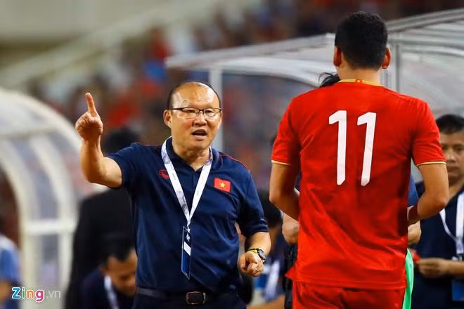 VFF trao them quyen luc cho HLV Park trong hop dong moi