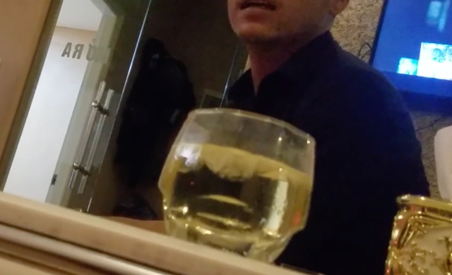 Dich vu massage chi phuc vu 