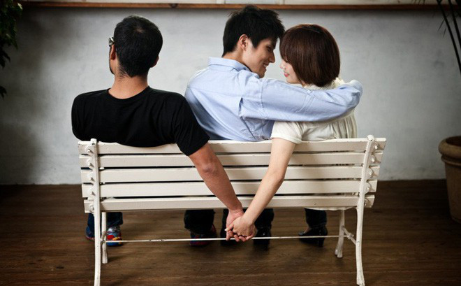 Dau kho phat hien vo ngoan hien ngoai tinh voi doi tac