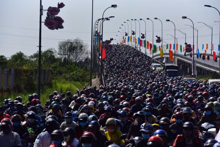 Các phương tiện ùn ứ nghiêm trọng.