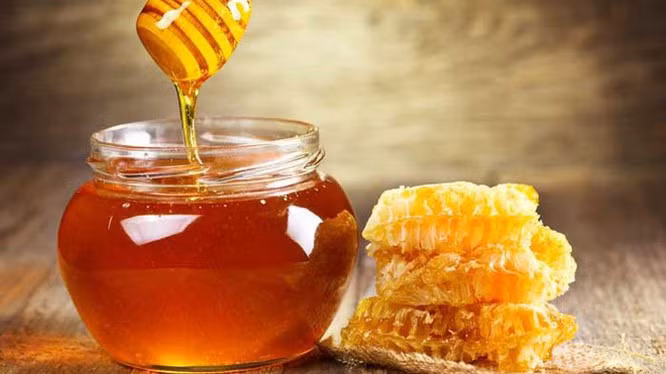 Loi ich it ai ngo khi an mat ong