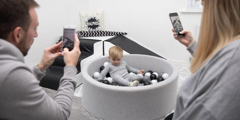 Tro thanh 'ngoi sao nhi' tren mang - kiem bon tien hay nhieu ap luc?-Hinh-3