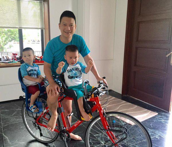 Nội thất phía trong căn biệt thự của gia đình Mỹ Dung khá đơn giản, tạo cảm giác rộng rãi, thỏa mái.