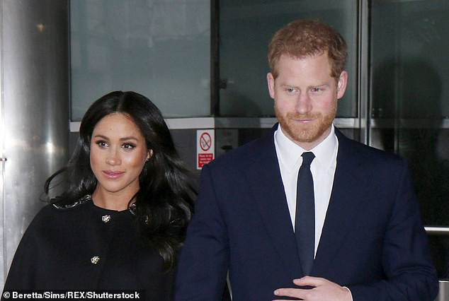 Lo bang chung cong nuong Meghan Markle da sinh con?