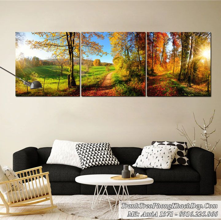  Treo tranh rừng cây: Theo phong thủy việc treo tranh rừng cây trong nhà hoặc bức tranh về công viên với nhiều cây xanh hoa cỏ sẽ mang tới năng lượng tốt cho ngôi nhà của bạn. 
