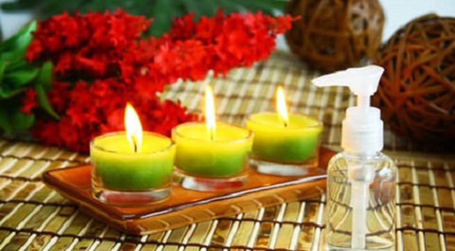  Tạo hương thơm cho nhà: Khi bạn tạo hương thơm dễ chịu cho ngôi nhà sẽ giúp tinh thần của bạn thoải mái hơn. Nó giúp xua tan mùi xú uế, khiến cho những người sống trong nhà có cuộc sống vui vẻ khỏe mạnh.