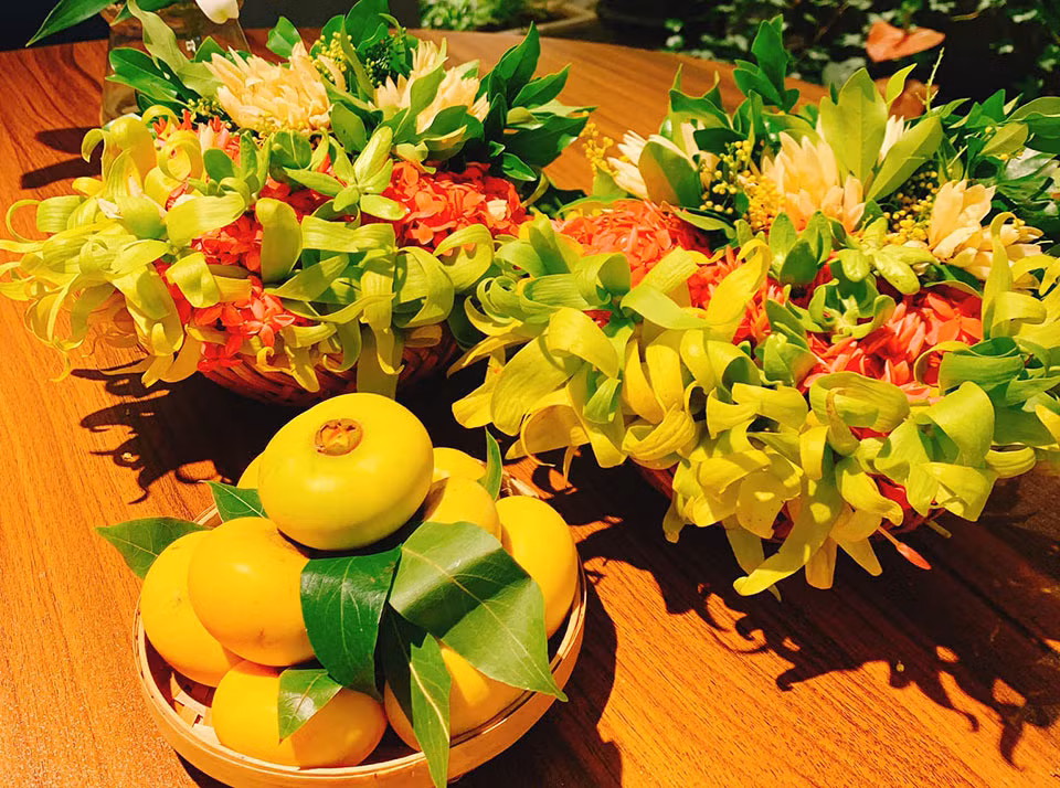 Dia hoa ngay ram tien trieu, dan Ha thanh kinh ong ba mui huong co tich