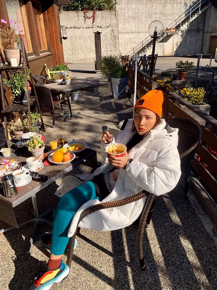 Cu dan mang tiep tuc soi moi anh khi ngu cua HH Ky Duyen-Hinh-3