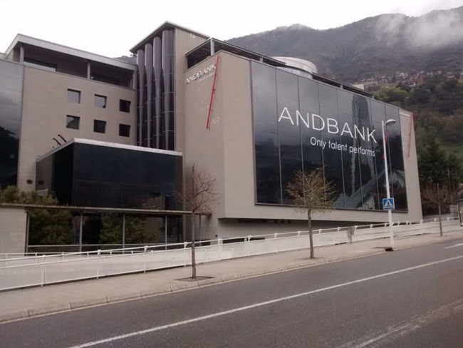 Lĩnh vực ngân hàng cũng có đóng góp quan trọng cho nền kinh tế Andorra.