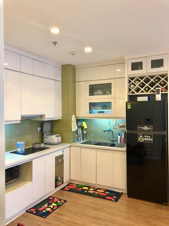 Lê Việt Anh nhấn mạnh, người thuê chỉ việc xách quần áo vào ở và chỉ cần ngủ lại một đêm là không muốn ra khỏi nhà.