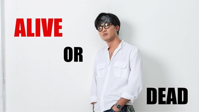 Doãn Quốc Đam sinh năm 1988 tại Thái Nguyên. Anh tốt nghiệp Đại học Sân khấu - Điện ảnh Hà Nội. Nam diễn viên từng tham gia nhiều phim truyền hình như Khi đàn chim trở về 3, Câu hỏi số 5, Khép mắt chờ ngày mai, Lặng yên dưới vực sâu, Người phán xử... Tuy nhiên, tên tuổi của Doãn Quốc Đam được phủ sóng rộng rãi sau khi anh tham gia bộ phim Quỳnh búp bê.